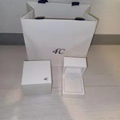 4°C 小箱と紙袋