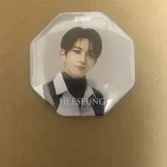 2025年最新】enhypen缶バッジの人気アイテム - メルカリ