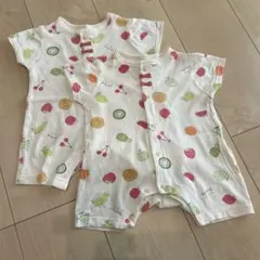双子　フルーツ柄ロンパース 60-70cm