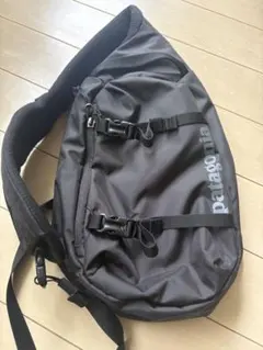 patagonia ボディバッグ 黒