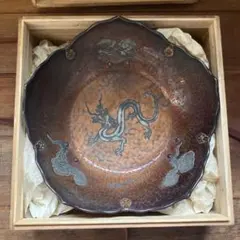銅蟲鎚目 雲龍図三足菓子器 毛織雲龍図三足盆 菓子盆 菓子器 共箱 木箱