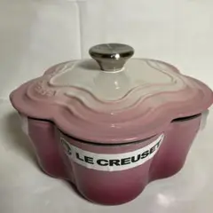 ルクルーゼ ココットフルール パウダーピンク　ル・クルーゼ Amazon｜ル・クルーゼ(Le Creuset) 鋳物 ホーロー 両手鍋