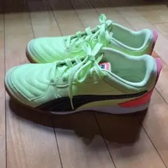 26cm　フットサルシューズ　プーマ
