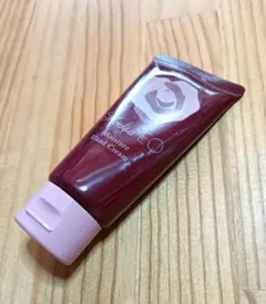 中古品少量5回使用　ムーサ イオ モイスチュア ハンドクリームのサムネイル