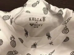 Roxyケリアコラボ☆ パイナップル柄Tシャツ☆ 試着のみ