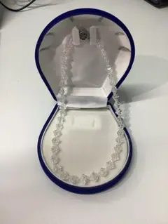 クリスタルビーズ ネックレス