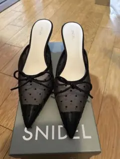 SNIDEL ドット柄ポインテッドミュール ブラック Sサイズのサムネイル