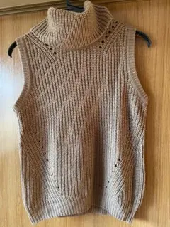 ブラウン タートルネック ニットベスト