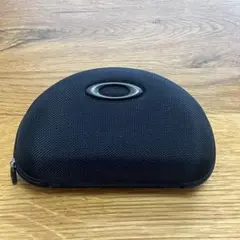 OAKLEY ハード サングラスケース 黒 ロゴ付