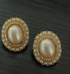 Vintage Pearls ゴールド パール イヤリング オーバル型のサムネイル