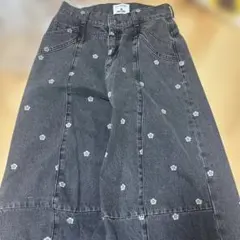 Item thumbnail for item 3cb86de5-8ead-43f3-ac30-579663756659