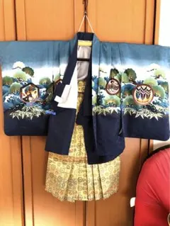 七五三用　伝統着物 羽織 袴 小物 金 黒 鷹 松