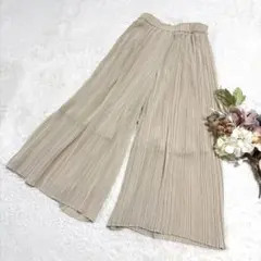 【ユニクロ】シフォンプリーツスカートパンツ ワイドパンツ ベージュ S