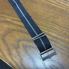オメガ　NATOベルト 007モデル　純正　OMEGA バネ棒外し付き オメガ NATOベルト 007モデル 純正 OMEGA バネ棒外し付き - メルカリ