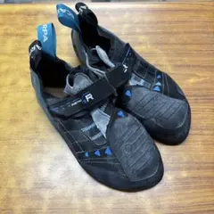 Item thumbnail for item 1d8a7bf9-a75f-420d-8b7b-a3a0edf8ba31