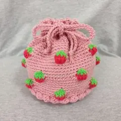 いちご　巾着　ポーチ　編み物　ハンドメイド　かぎ編み