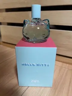 ZARA ハローキティ　WINTER　香水　50mlのサムネイル
