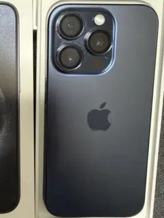 B*S様 【美品】iPhone15 pro 256GB ブルーチタニウム