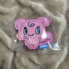 たまごっち　ぷっくりかわいいアップリケバッジ　ももっち　ぬいピン