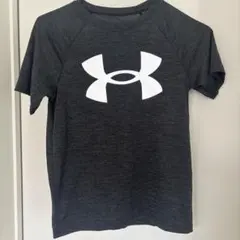 アンダーアーマー　キッズTシャツ