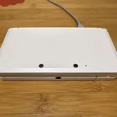 ニンテンドー3DS本体　充電器　SDカード4GB 動作確認済み