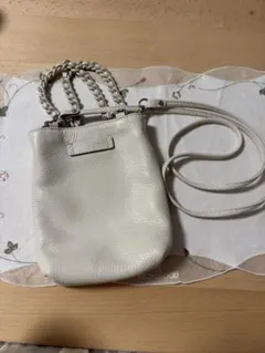 美品　ジャンニキャリーニ　カミッラ　ショルダーバッグ　2way　グレー系　レザー Amazon | [ジャンニキアリーニ]ハンドバッグ ショルダーバッグ