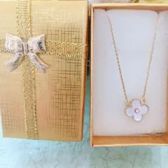 Item thumbnail for item 46046f7d-e2f9-46a5-9fbd-65a1f85ee0fc