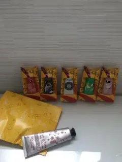 ロクシタン　L'OCCITANE ハンドクリーム