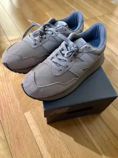 ⬛︎ 新品 未使用 ⬛︎ New Balance MS237 グレージュ