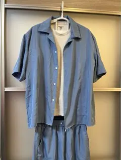 半袖シャツとショートパンツ セットアップ+UNIQL白T付き