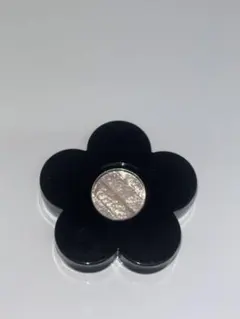 MARY QUANT アイシャドウ 単色 フラワーモチーフのサムネイル