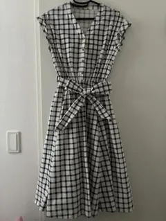 チェック柄　ノースリーブ　ワンピース