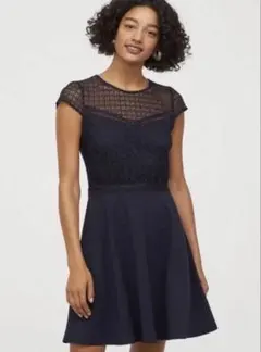【H&M】ひざ丈ワンピース　ネイビー