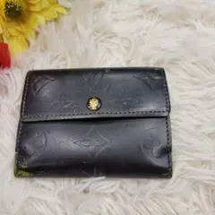ルイヴィトン　モノグラム　ブラック　三つ折り　財布　ウォレット　カードケース
