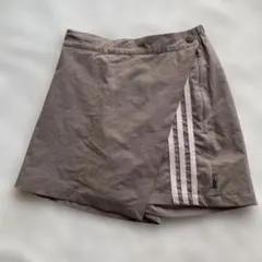 adidas テニス　スコート