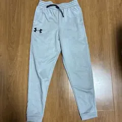 Under Armour グレー ロングパンツ YLG