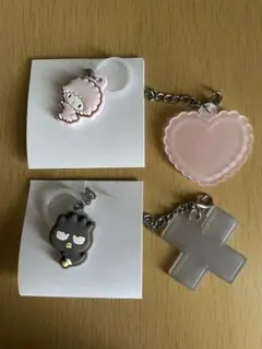 サンリオキャラクターズ　ダブルチャームグミ　バッドバツ丸　マイスイートピアノ