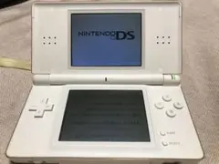 Nintendo DS Lite 充電器付き