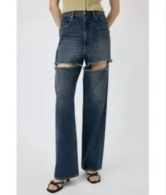 即日発送【moussy】カットアウトルーズストレートデニム D/BLU