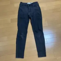 黒 スキニーデニム　アバクロ