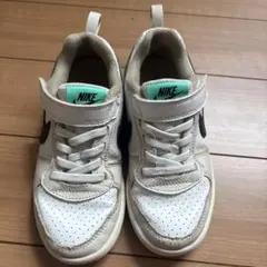NIKE キッズ スニーカー コートボロー 18cm