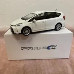 【新品未使用】非売品 トヨタ プリウスα 1/30カラーサンプルミニカーのサムネイル