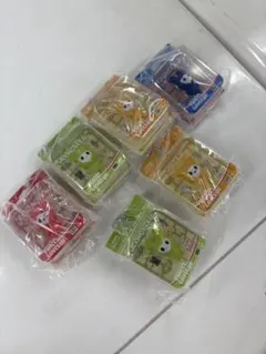 【TWICE】TWICE LOVELYS ブリスター　マスコットチャーム