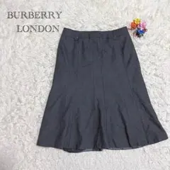 バーバリーロンドン　フレアスカート 40号 ウール98% オフィスカジュアル