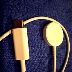 Apple Watch 充電器 USB-C ホワイト