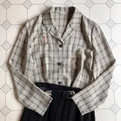 used レトロ 猫刺繍 チェック ブラウス 古着 ヴィンテージ vintageのサムネイル