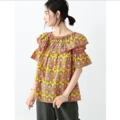 ペイズリー柄フリルブラウス 五分袖