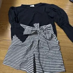 長袖カットソーとチェックスカートセット