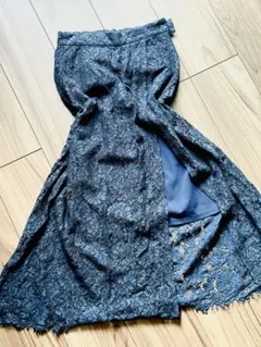 SNIDEL スナイデル　レースロングスカート　スリット入り　ネイビー／裏地あり