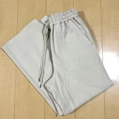 le. coeur blanc ベージュ カジュアルパンツ ワイドパンツ